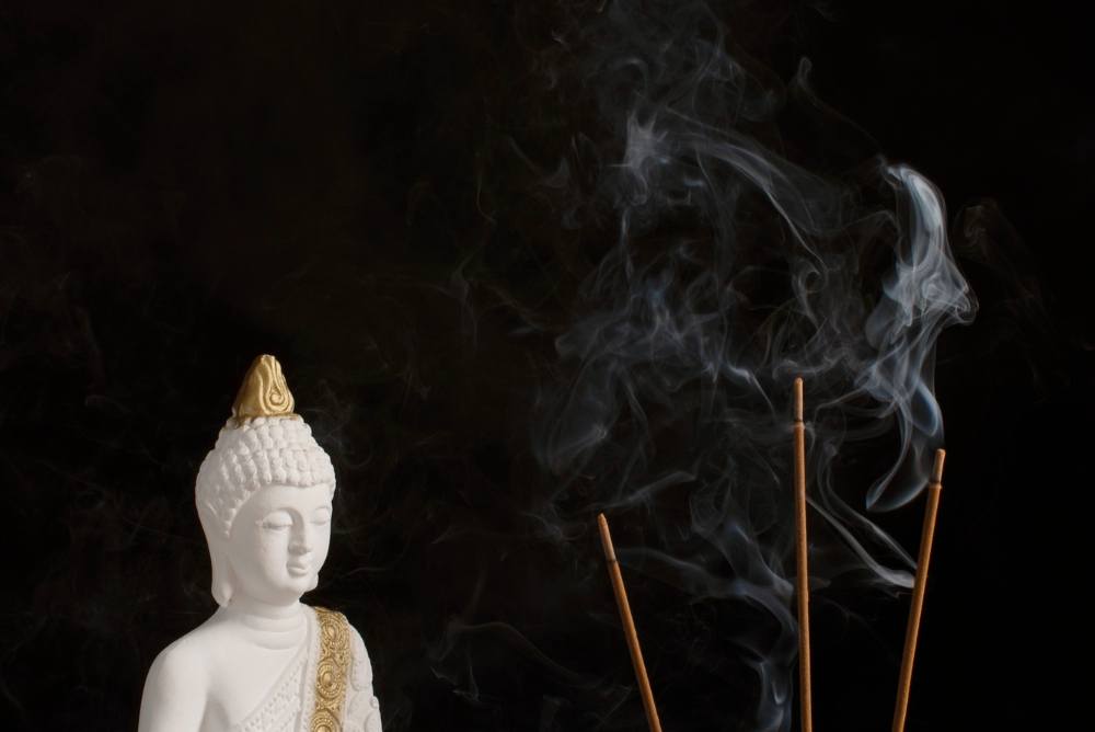 Benefits of lighting Incense Sticks (Agarbatti)