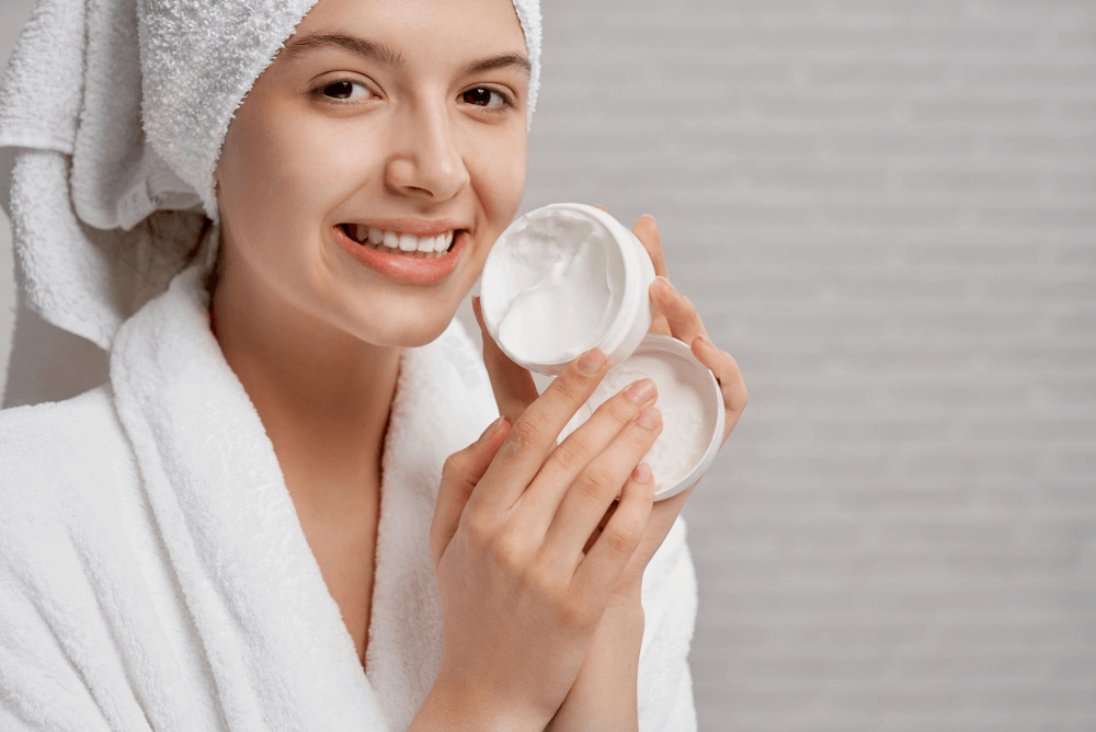 Why Is Your Skin So Dry? How to Hydrate Effectively